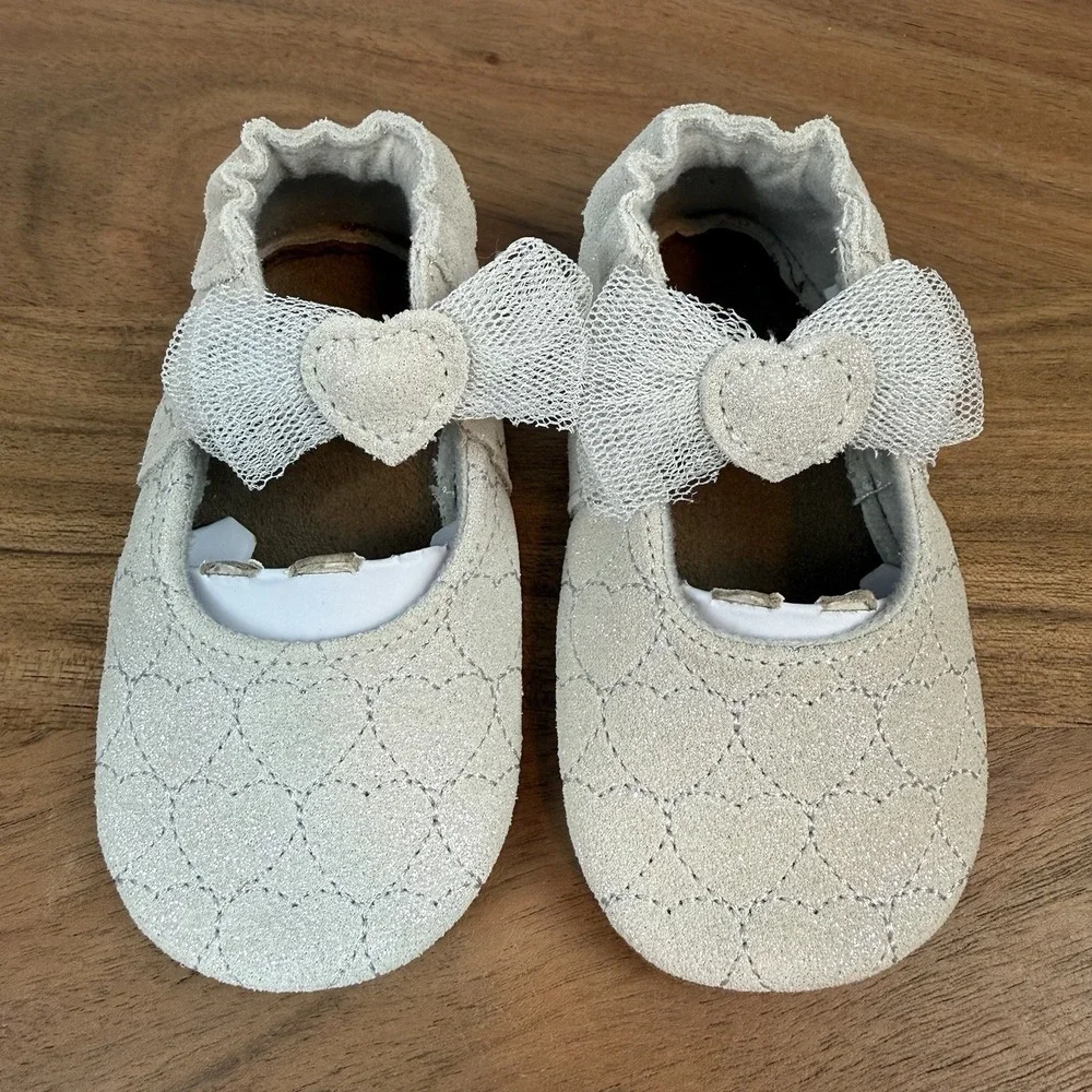 New Infant Robeez Soft Soles Desiree Silver Leather Casual Shoes Sz 12-18 Months
